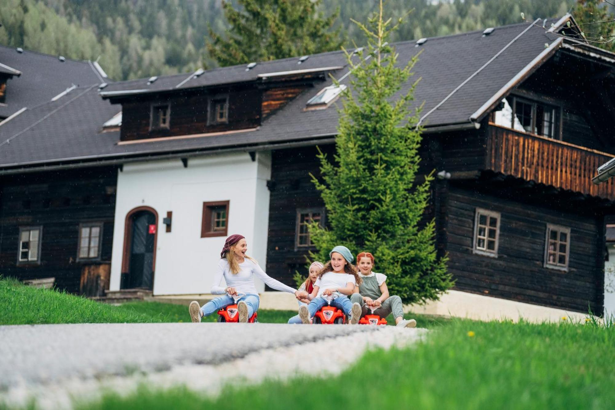 Slow Travel Resort Kirchleitn Бад Клайнкирххайм Екстериор снимка