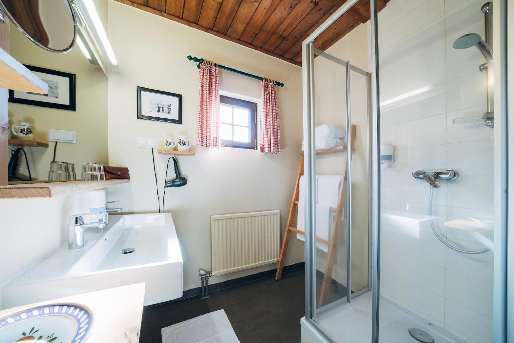 Slow Travel Resort Kirchleitn Бад Клайнкирххайм Екстериор снимка